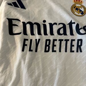 Jude Bellingham RM jersey 23/24 long sleeve jersey.